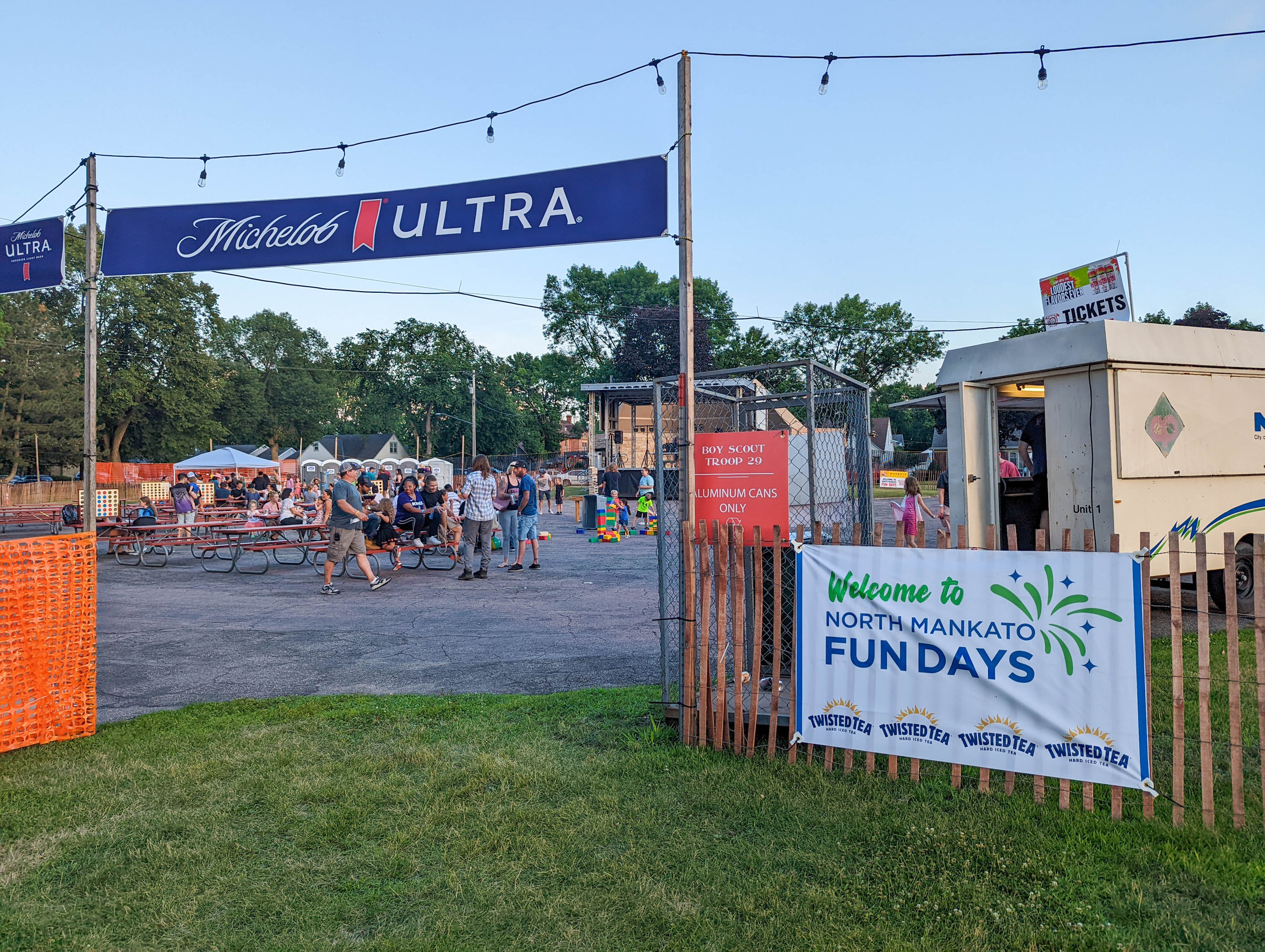 Fun Days Concessions North Mankato Activities and Business Association