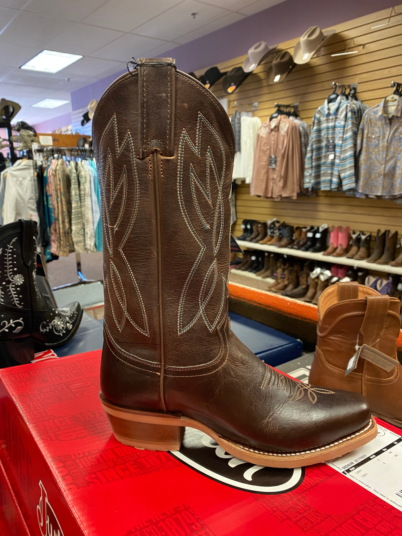 SPECIALS/NEW ARRIVALS Double J Western Store