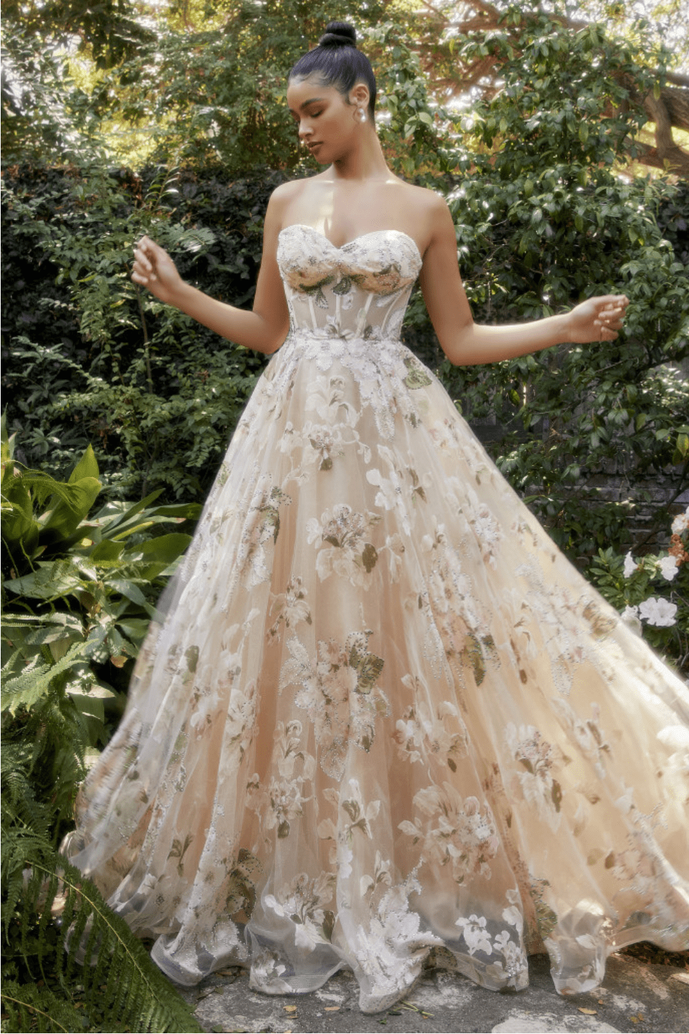 Glitter and Lace Formal Dress Boutique, Chesterfield, VA