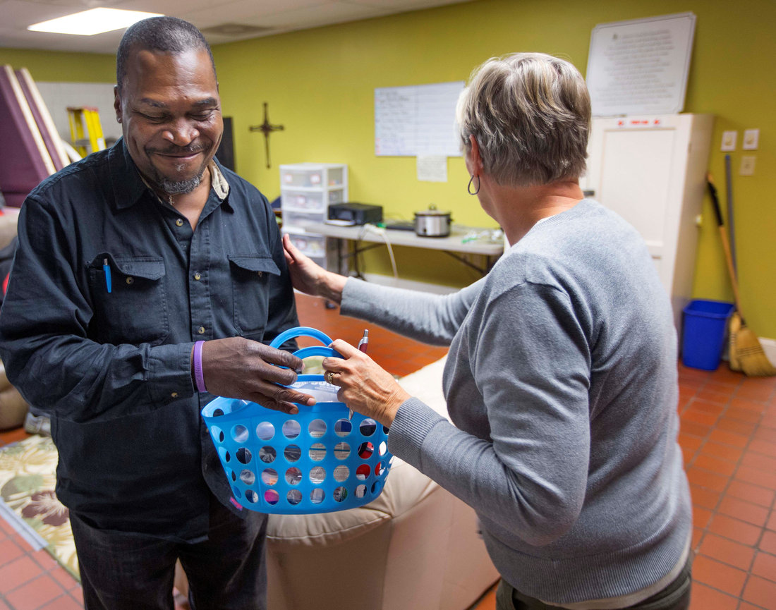 WEAVER HOUSE Greensboro Urban Ministry